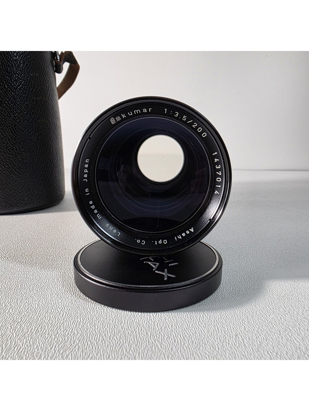 Pentax Takumar 200mm f/3.5 Lens M42 Mount W/Case